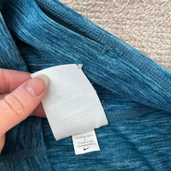 Nike One Luxe Women's Heathered Mid-Rise Leggings, Size Small, Great Condition - Picture 5 of 6